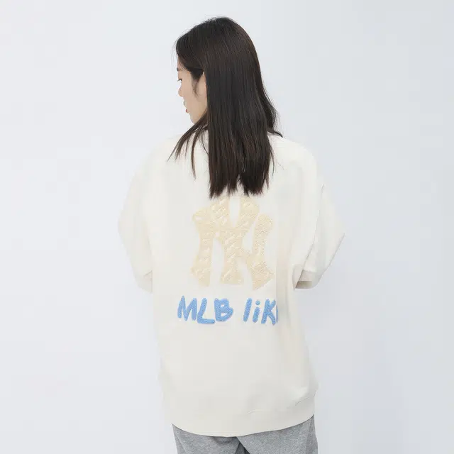 MLB