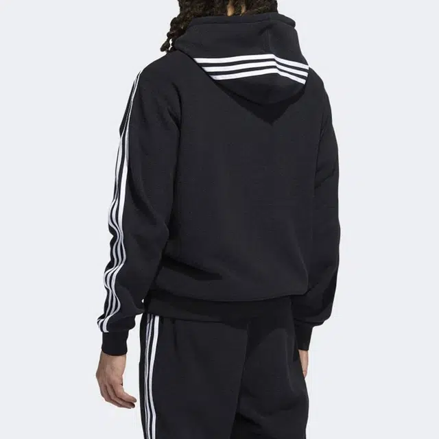 adidas originals Logo