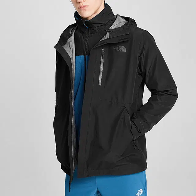 THE NORTH FACE