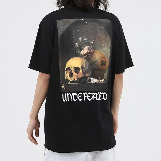 UNDEFEATED T
