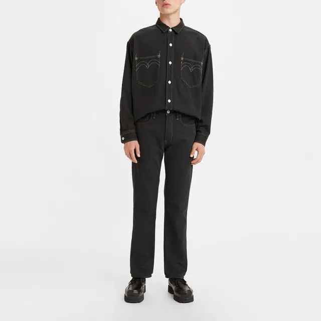 levis Red