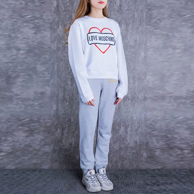MOSCHINO