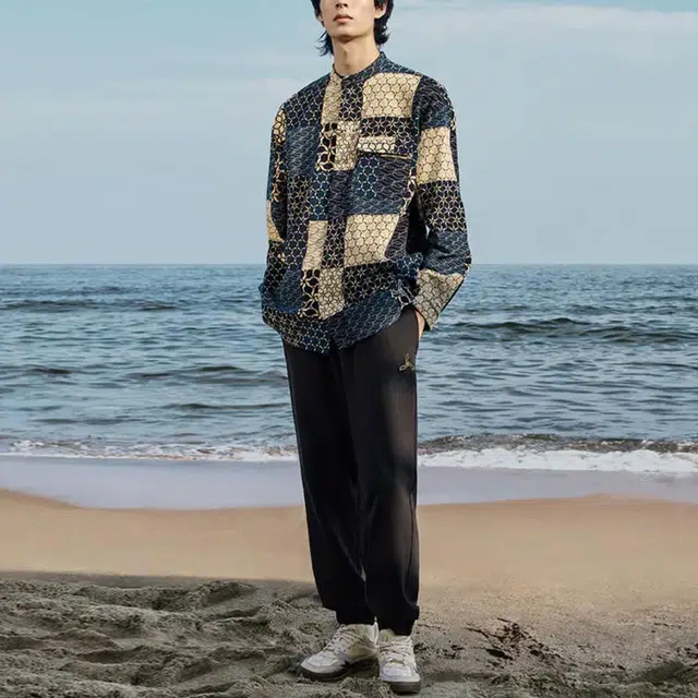 李宁 运动时尚系列 撞色图案印花长袖衬衫 男款 蓝色
