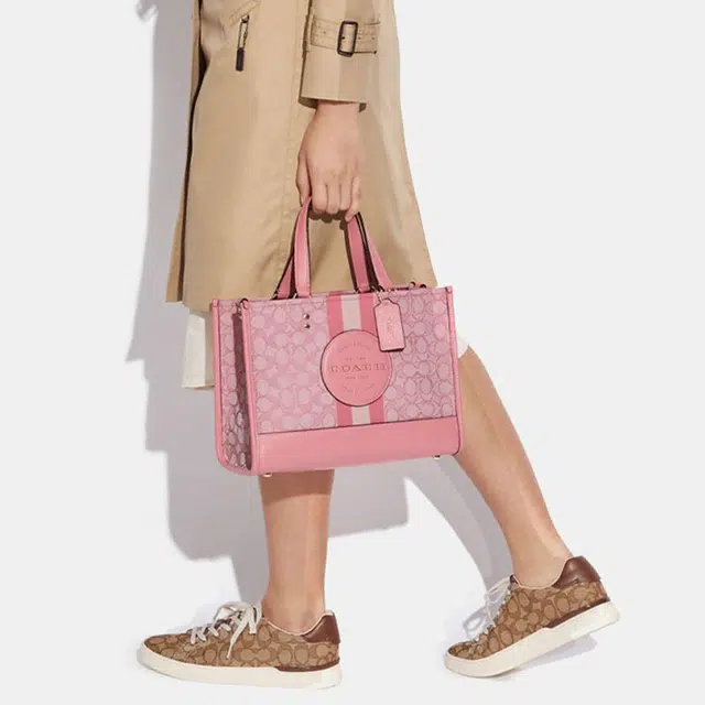 COACH Dempsey 30 Tote