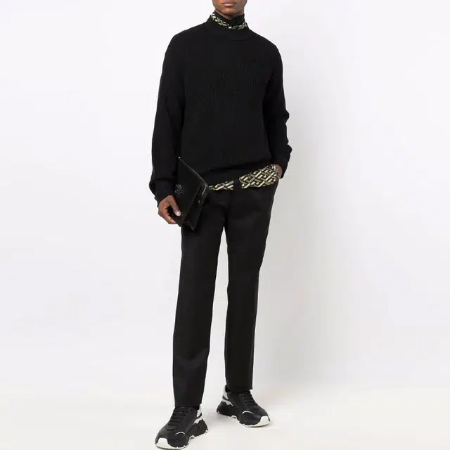 VERSACE