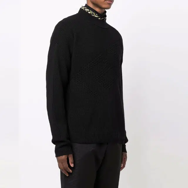 VERSACE