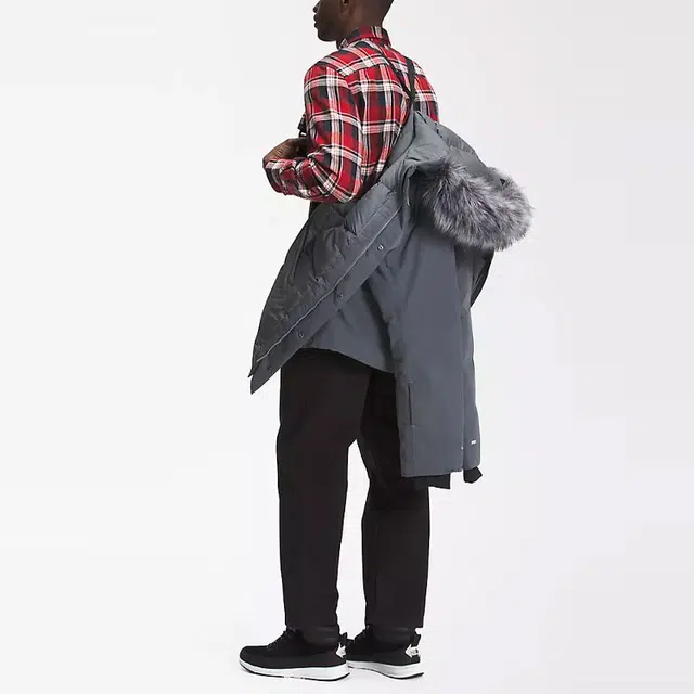 THE NORTH FACE