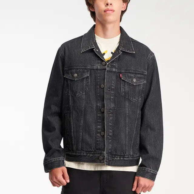 Levis