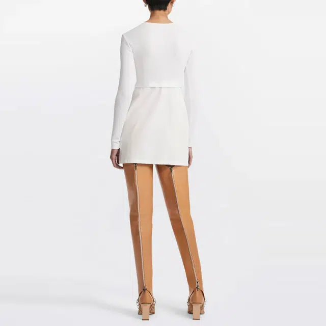DION LEE