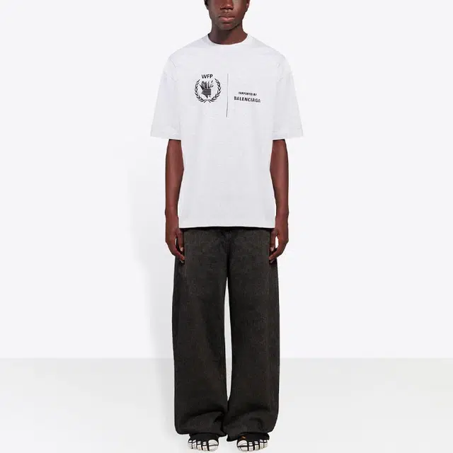Balenciaga x wfp LogoT