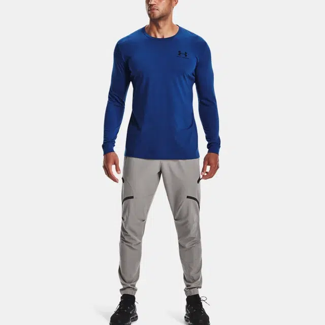 Under Armour T