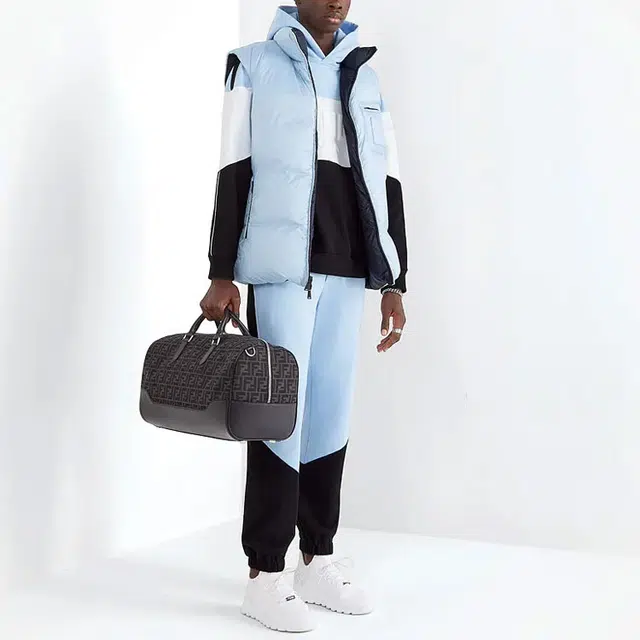 FENDI FW21 Logo