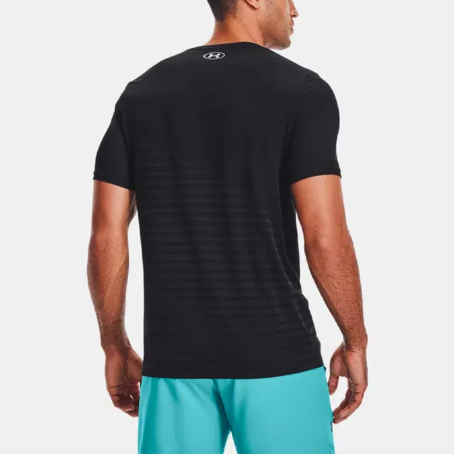 Under Armour T