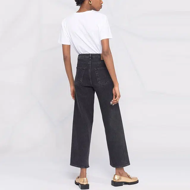 Maison Kitsune T