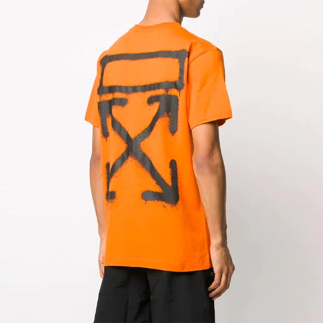 OFF-WHITE T