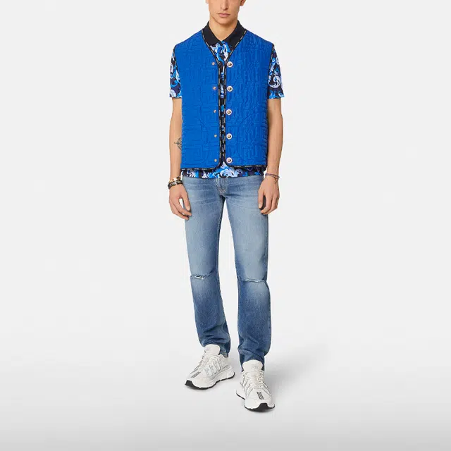 VERSACE