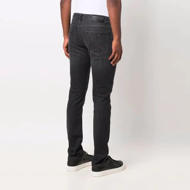 EMPORIO ARMANI Logo