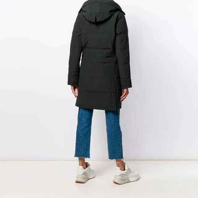 Canada Goose SS21 Shelburne Logo