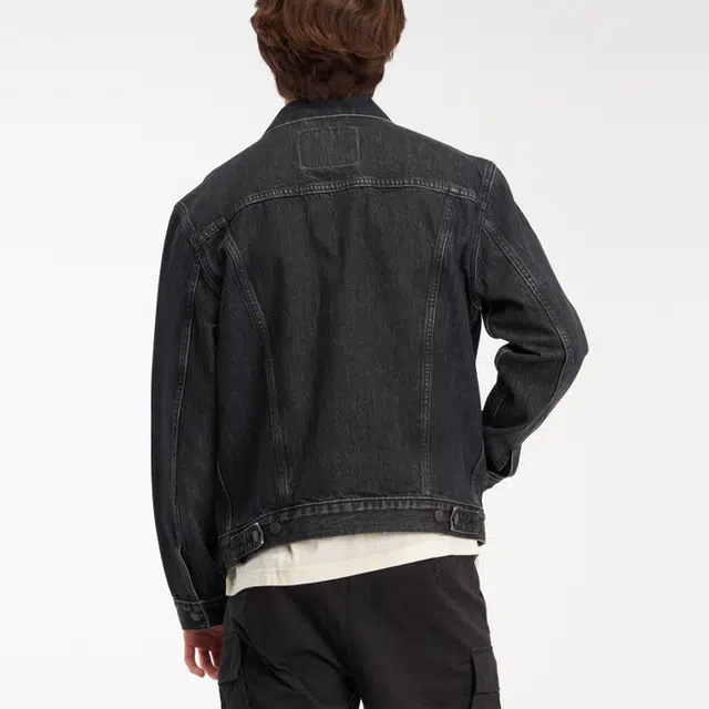 Levis