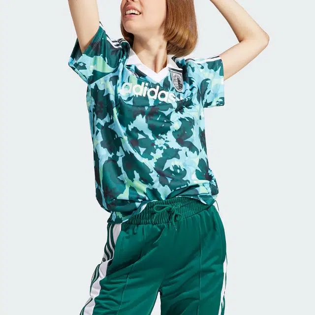 adidas originals Allover Print Jersey T