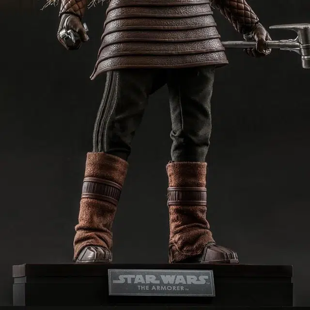 Hot Toys 30.5cm
