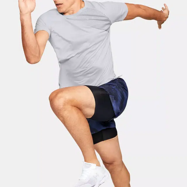Under Armour T