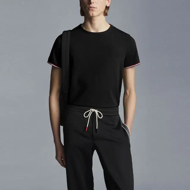 Moncler FW22 T