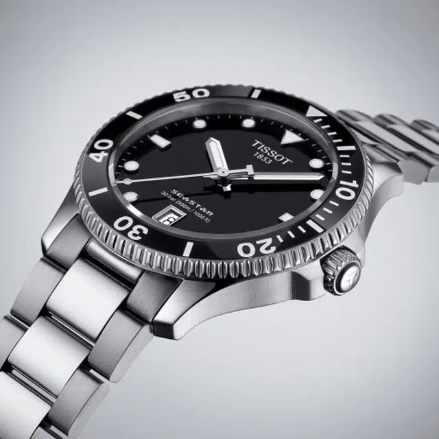 TISSOT 300 40mm T120.410.11.051.00