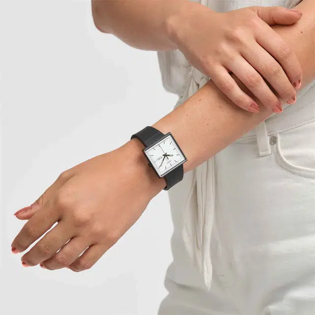 SWATCH BIOCERAMIC WHAT IF COLLECTION 20 33.25*41.8mm SO34B700