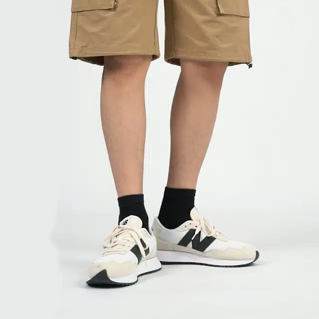 New Balance NB 237