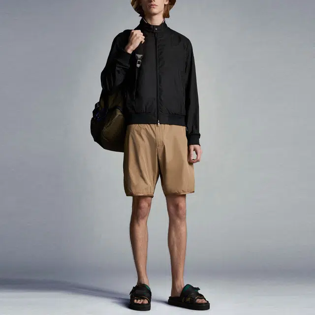 Moncler Reppe Logo