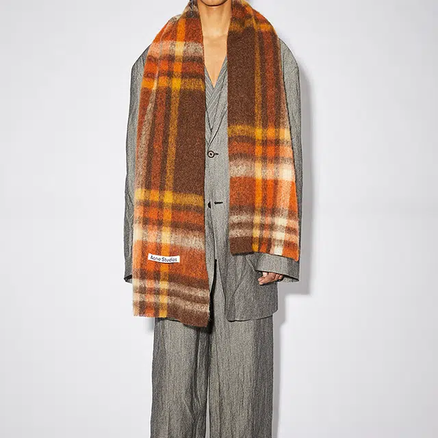 Acne Studios