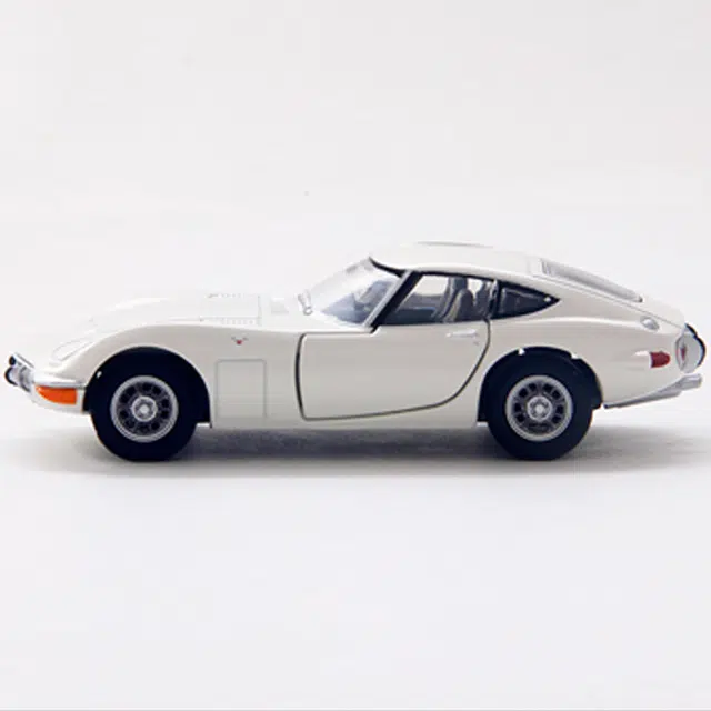 TAKARA TOMY 2000GT 6cm