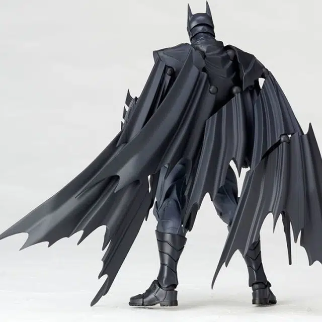 revoltech 17cm