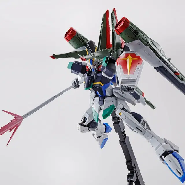 BANDAI MG 1100 PB SEED DESITINY 18cm