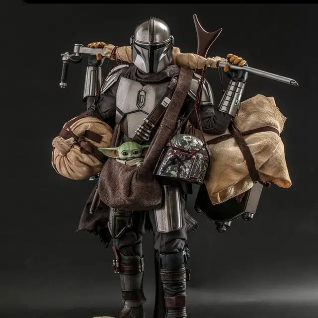 Hot Toys 16 30cm