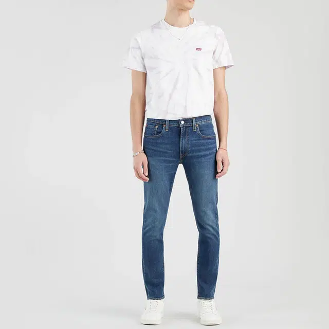 Levis