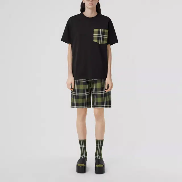 Burberry SS22 T
