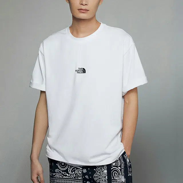 THE NORTH FACE SS LogoT