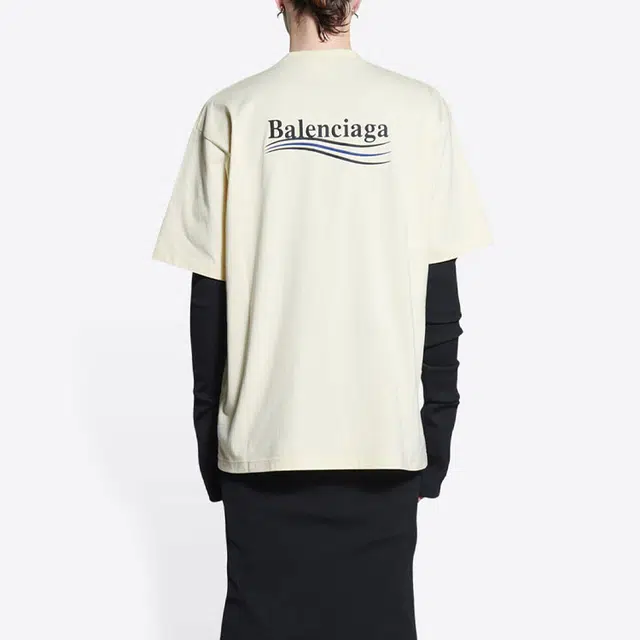Balenciaga SS22 T