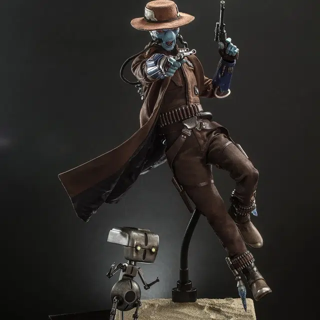 Hot Toys 16 34cm