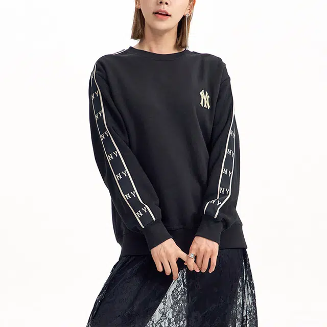 MLB FW22 Logo