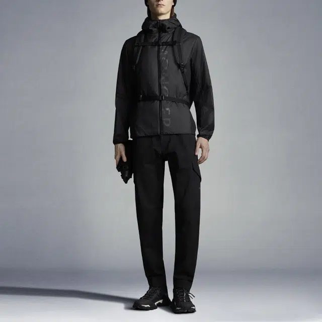 Moncler SS22 Lchiro