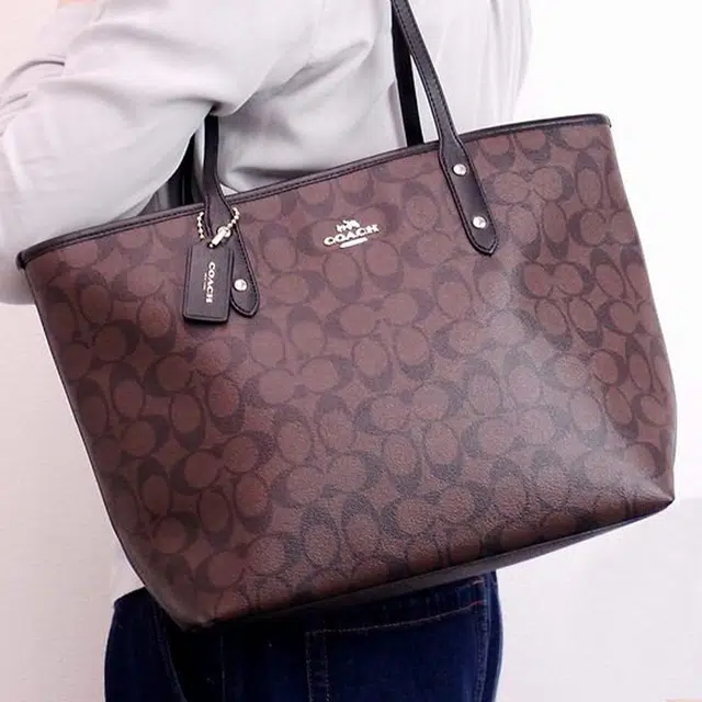 Glamorous large tote weekender bag in black weave