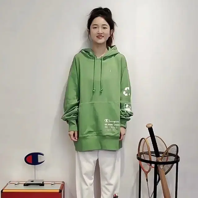 Champion FW22 US Life