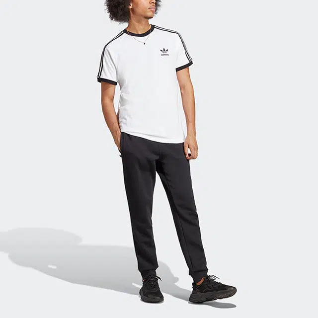 adidas originals LogoT