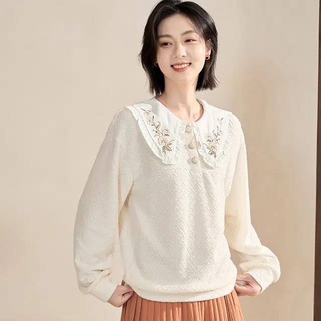 茵曼 绣花娃娃领常规套头长袖格纹卫衣 女款 白杏
