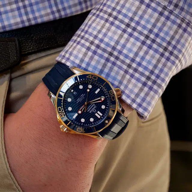 OMEGA 42mm 210.22.42.20.03.001