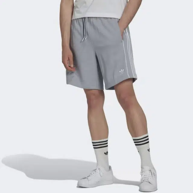 adidas Rekive Shorts
