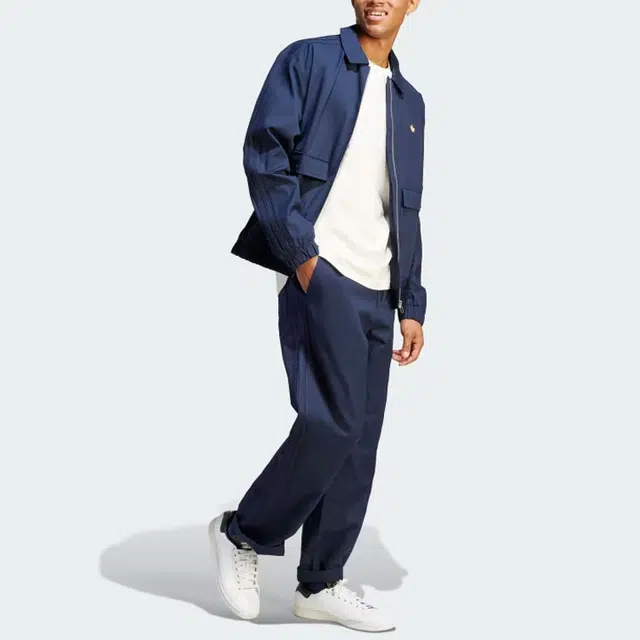 adidas originals Nice Chino Pants Logo